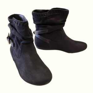 Report Eevi Slip On Ankle Booties Women's Size 6